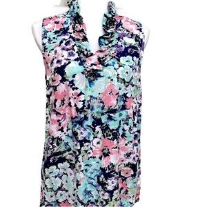 Crown&Ivy Floral Sleeveless Blouse size L